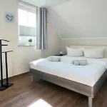Wellenbrecher Holiday home